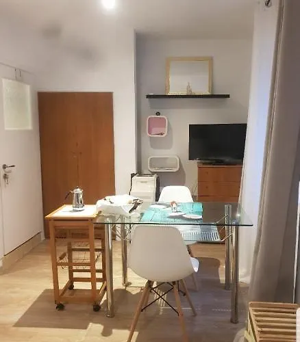 Summer Me - Luxury Suites And Apartments