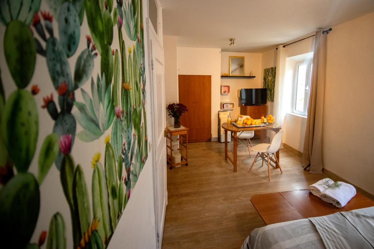 Summer Me - Luxury Suites And Apartments